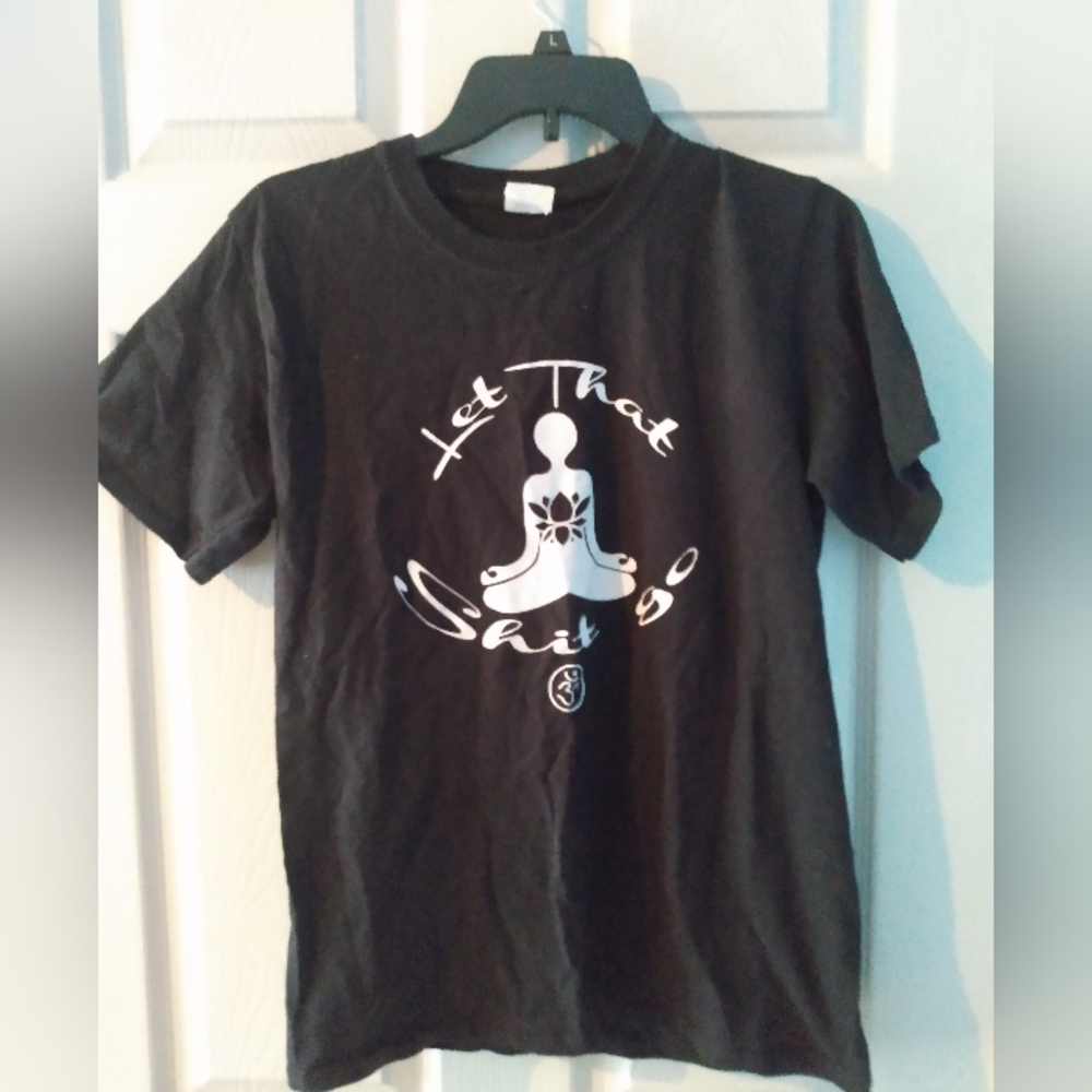 Let That Shit Go Graphic T-Shirt black Size small
